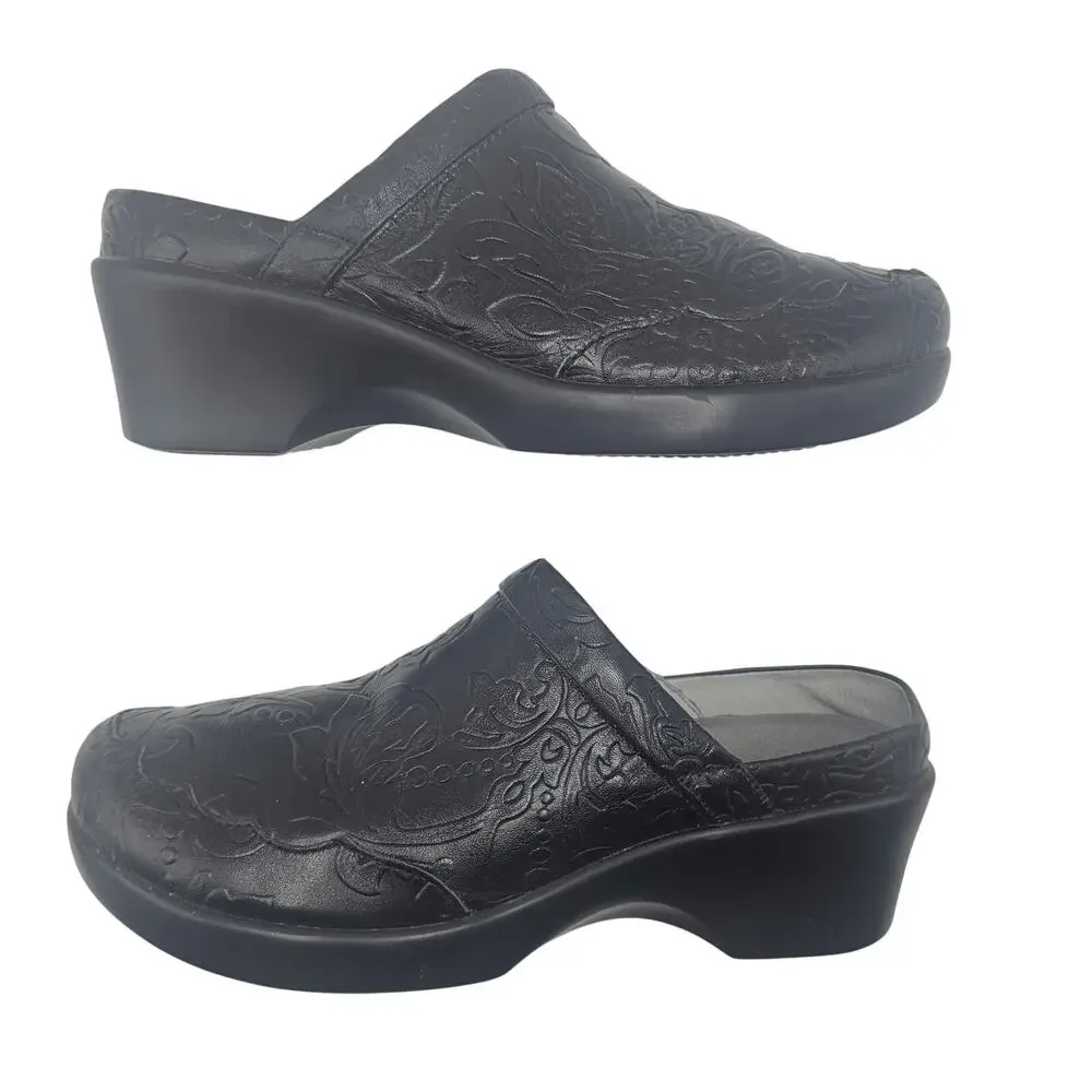 Alegria Isabelle Yeehaw Black Tooled Leather Western Style Clogs EU 39 / US 9